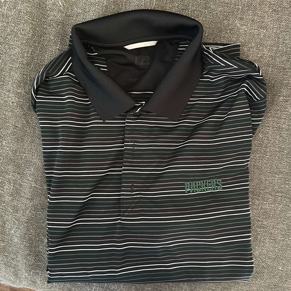 Camera men’s large cutter & Buck polo